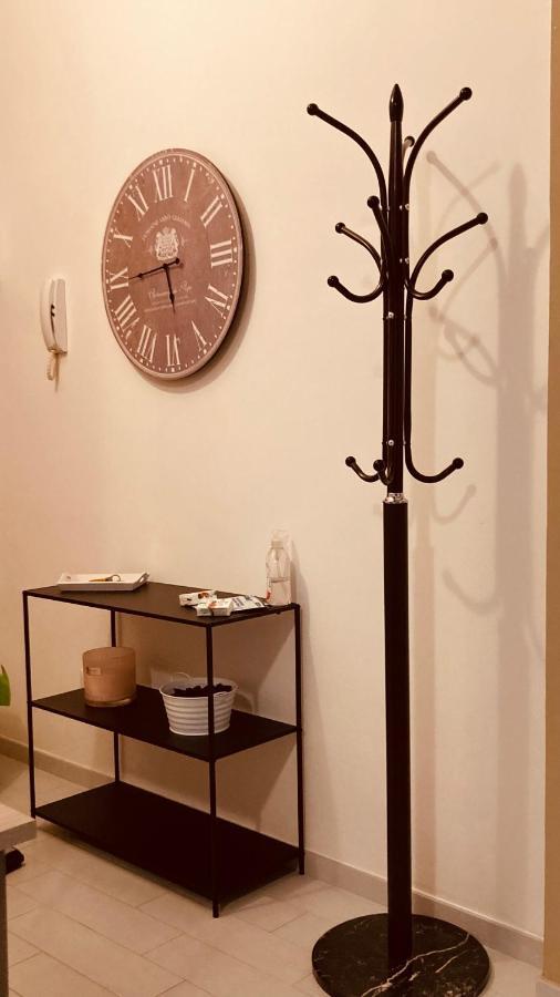 Apartamento La Casa Di Marta Corsico Exterior foto